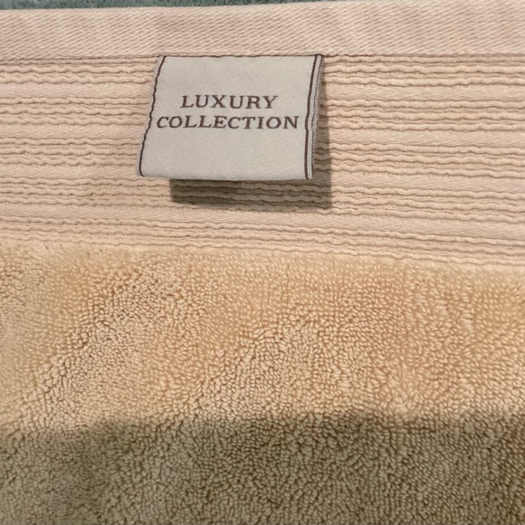 Towel Set - Picture 5 of 5